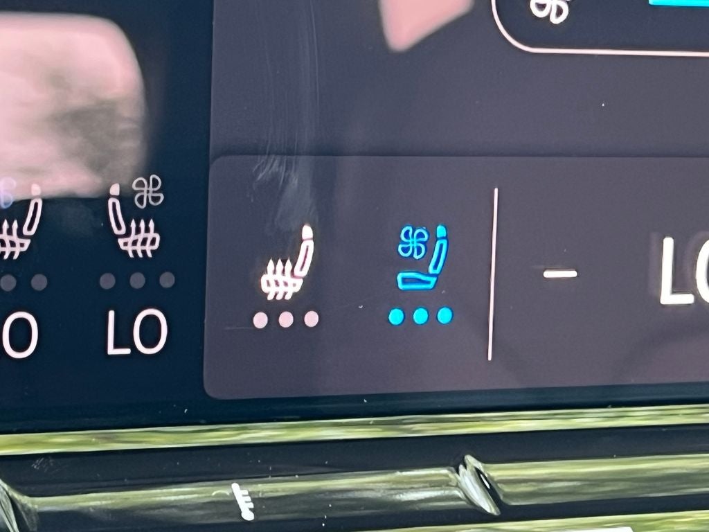2026 Volkswagen Atlas SE w/Technology