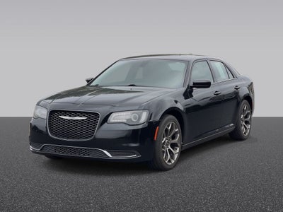 2018 Chrysler 300 Touring