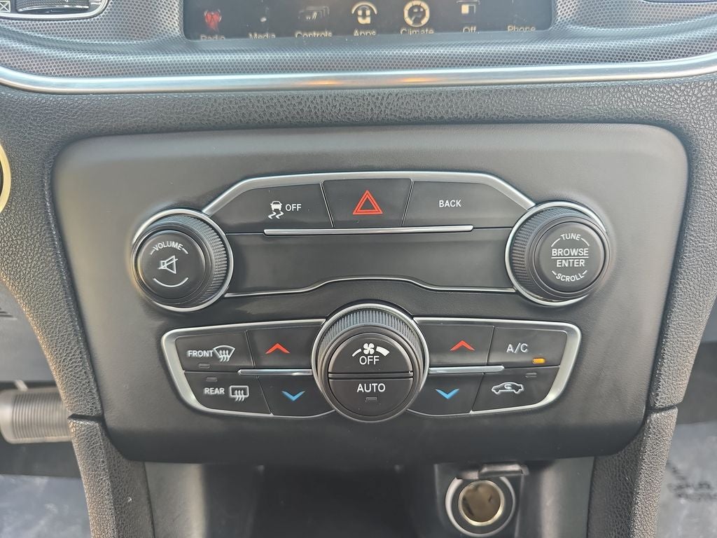 2015 Dodge Charger SXT