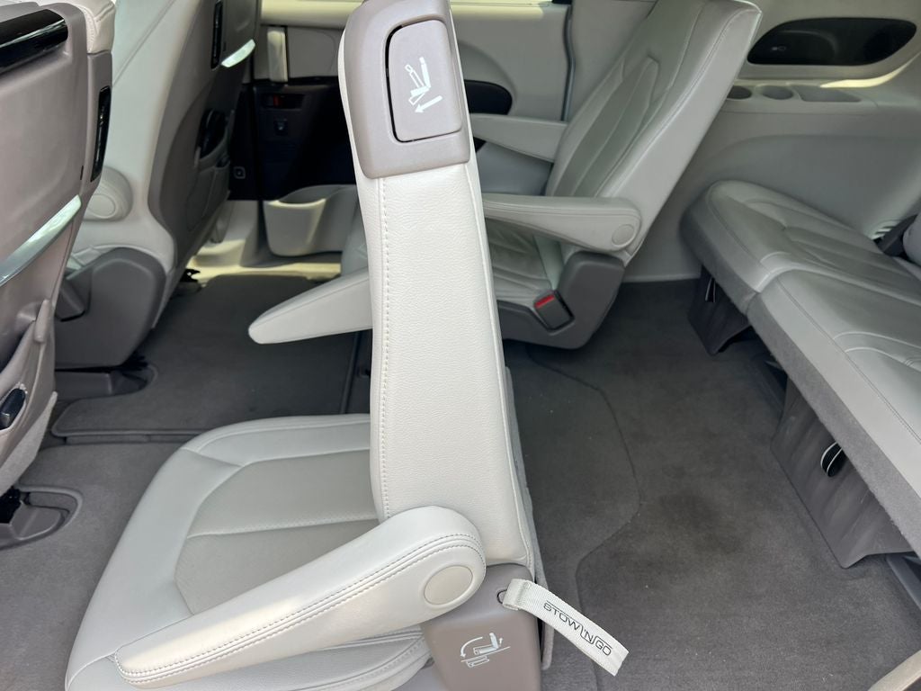 2020 Chrysler Pacifica Touring L Plus