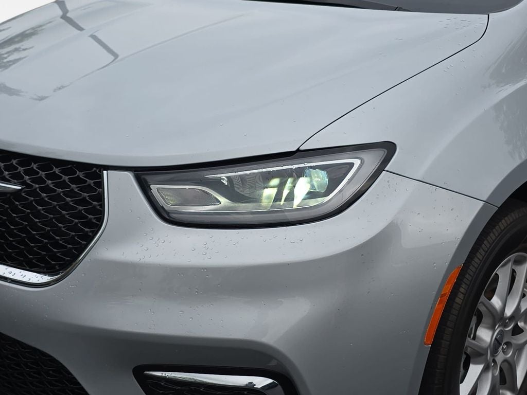 2023 Chrysler Pacifica Touring