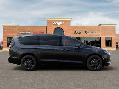 2027 Chrysler Pacifica Limited