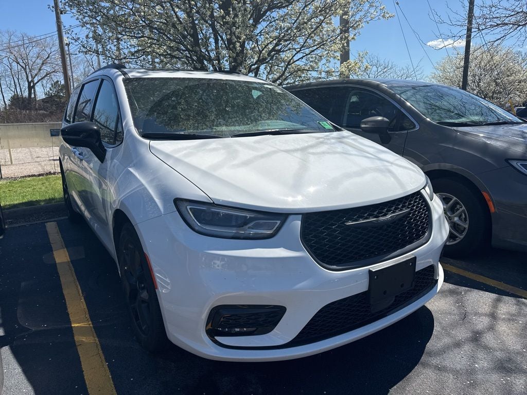 2025 Chrysler Pacifica Limited