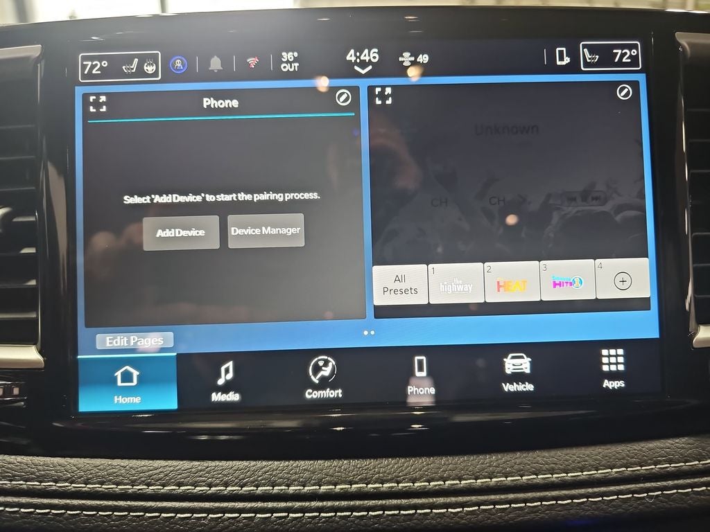 2026 Chrysler Pacifica Select