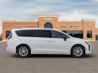 2027 Chrysler Pacifica Select