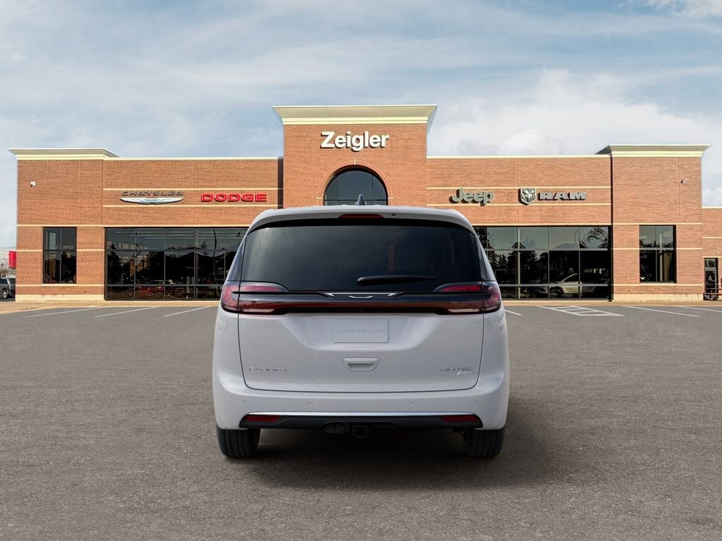 2027 Chrysler Pacifica Limited