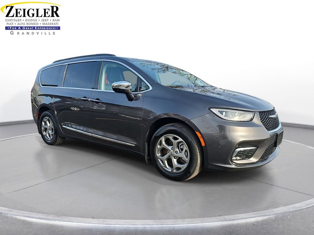 2023 Chrysler Pacifica Limited AWD
