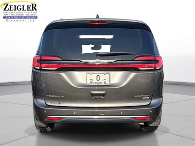 2023 Chrysler Pacifica Limited AWD
