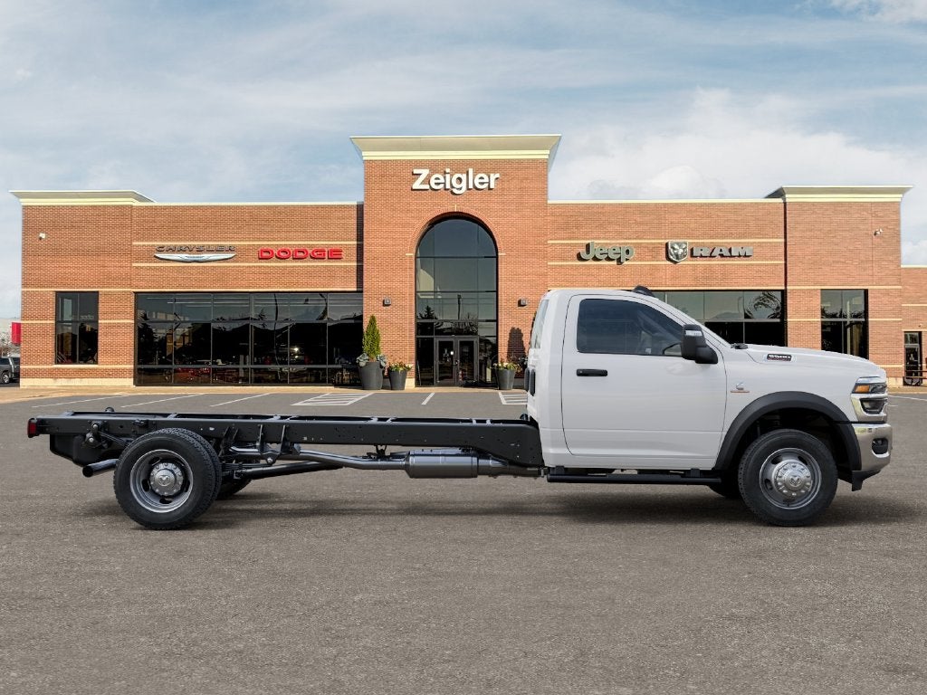 2027 RAM 5500HD Tradesman