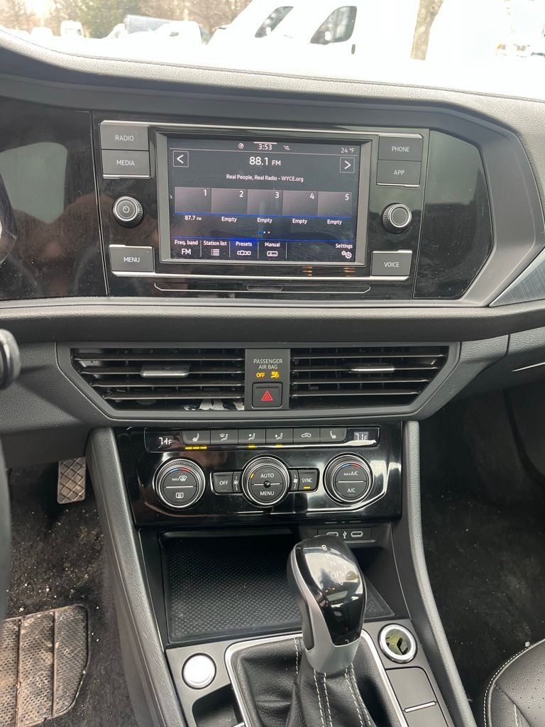 2024 Volkswagen Jetta 1.5T SE