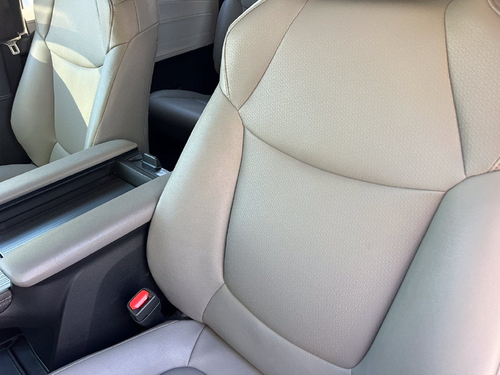 2026 Toyota Sienna XLE 8 Passenger