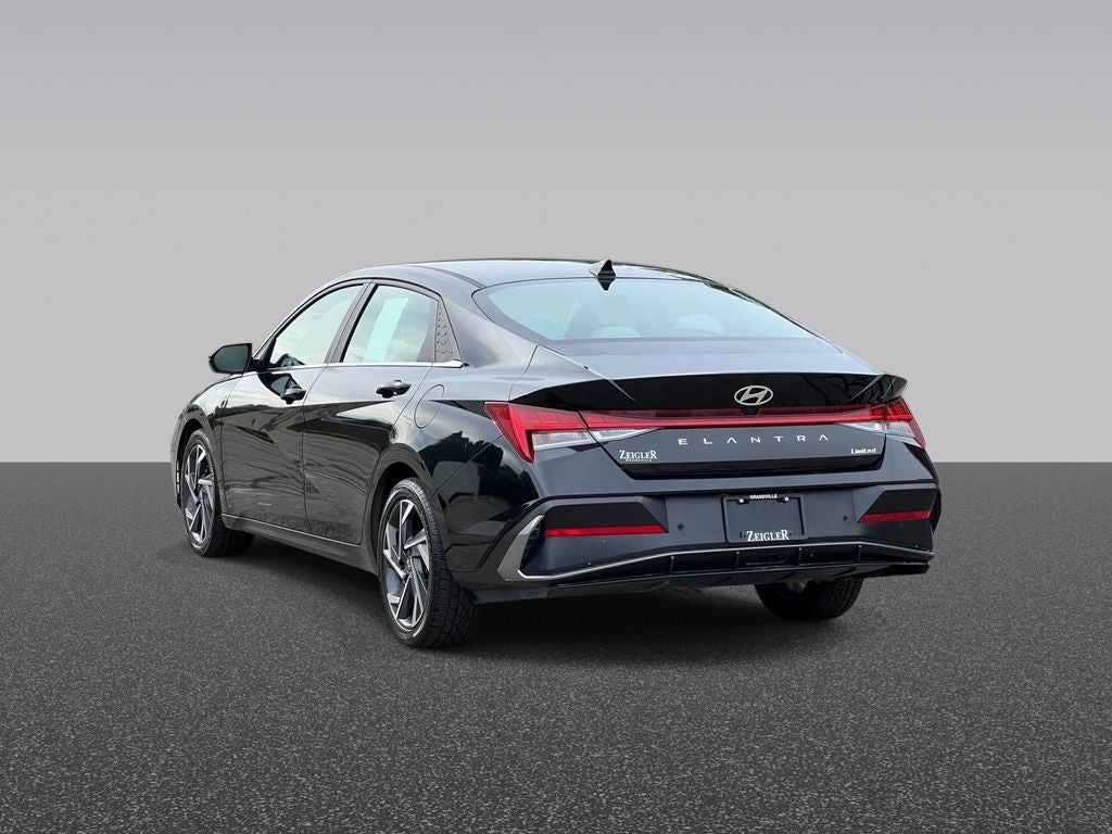 2024 Hyundai Elantra Limited