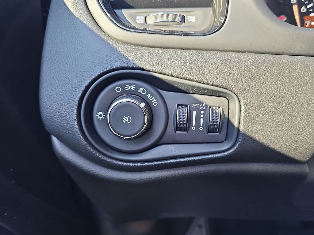 2023 Jeep Renegade Altitude