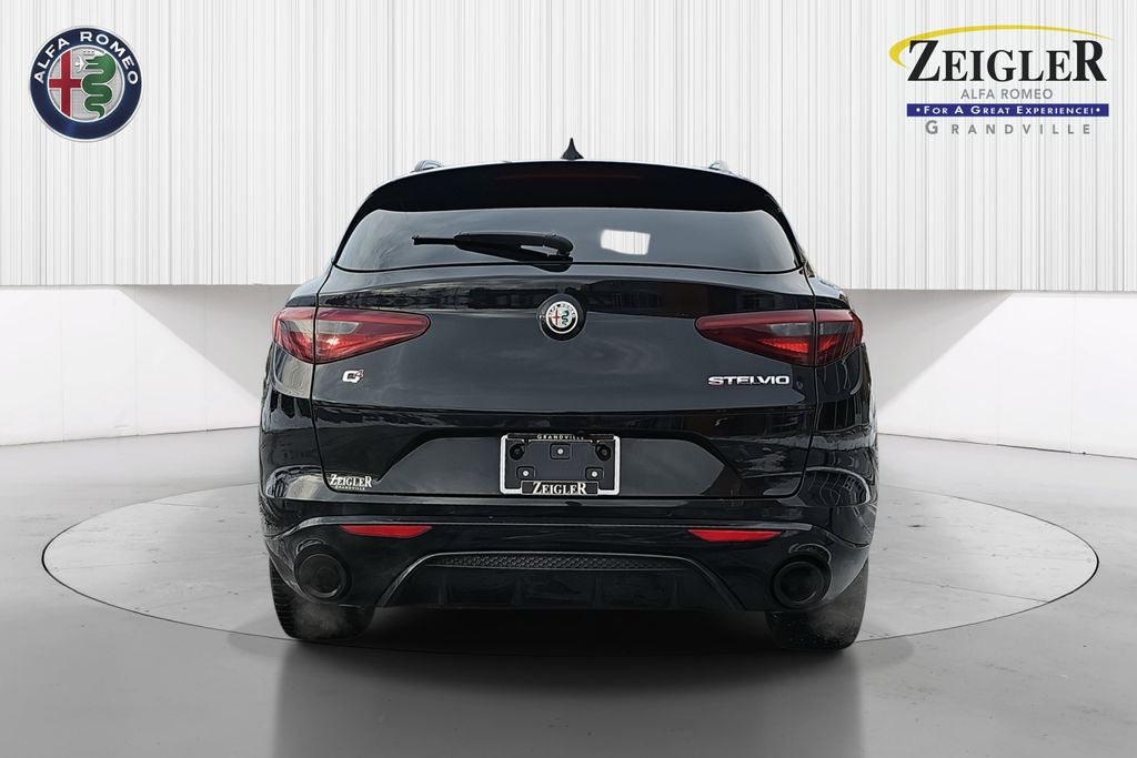 2023 Alfa Romeo Stelvio Veloce