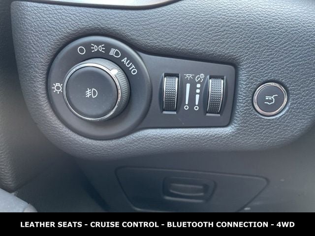 2020 Jeep Cherokee Limited 4WD