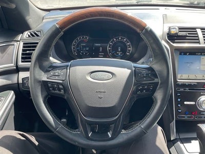 2017 Ford Explorer Platinum LOCAL TRADE