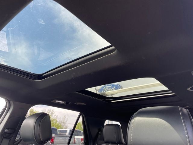 2017 Ford Explorer Platinum LOCAL TRADE