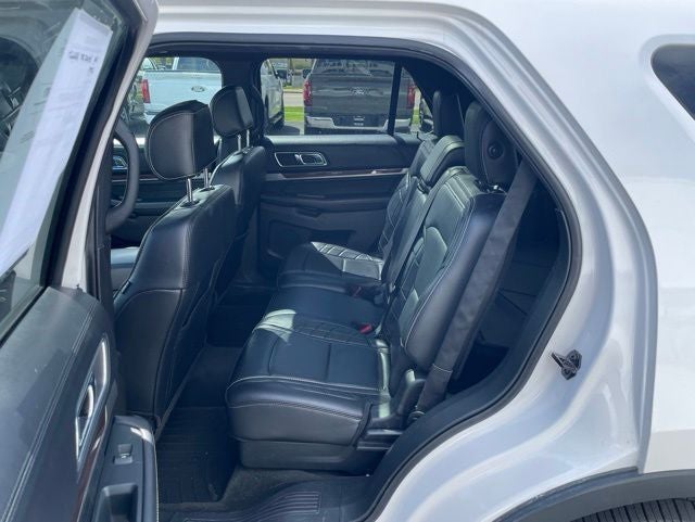 2017 Ford Explorer Platinum LOCAL TRADE