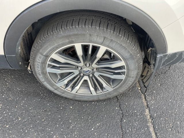 2017 Ford Explorer Platinum LOCAL TRADE