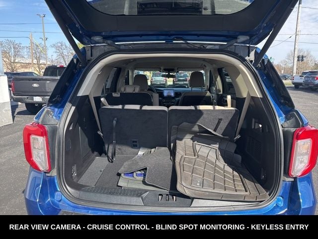 2020 Ford Explorer XLT LOW MILES