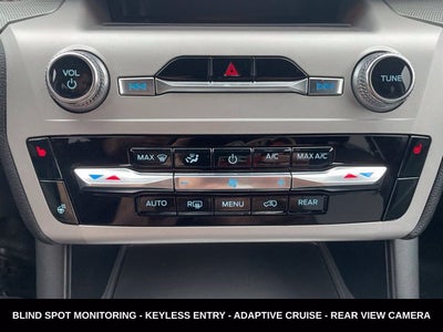 2024 Ford Explorer XLT SPORT APPEARANCE PACKAGE