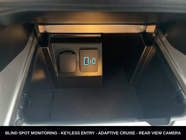 2024 Ford Explorer XLT SPORT APPEARANCE PACKAGE