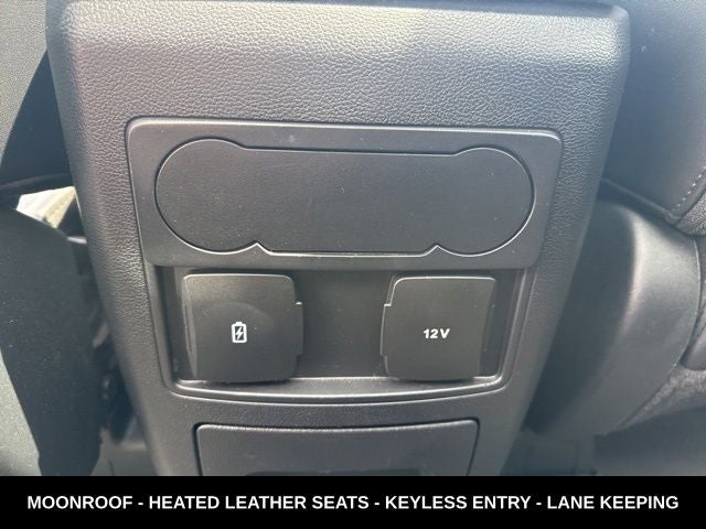2024 Ford Explorer XLT PANORAMIC ROOF