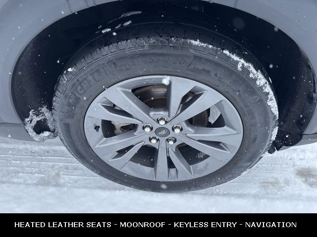 2022 Ford Explorer XLT TWIN PANEL MOONROOF