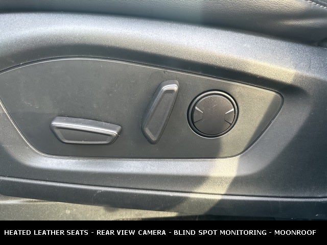 2022 Ford Explorer XLT 4WD