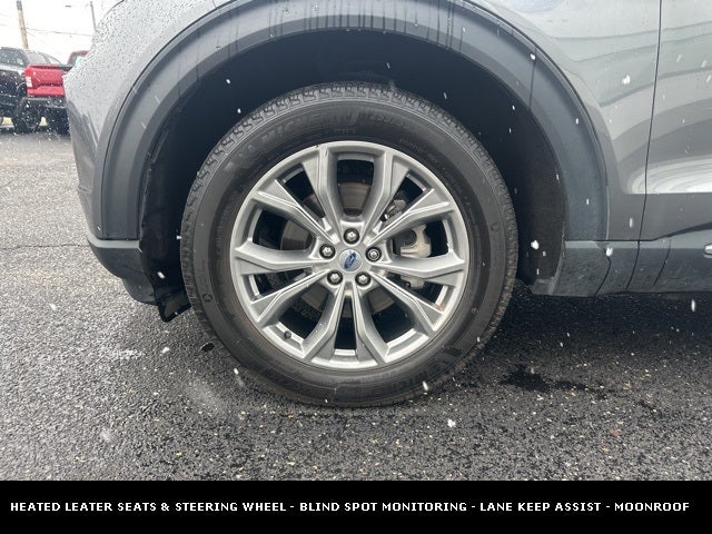 2022 Ford Explorer XLT 4WD