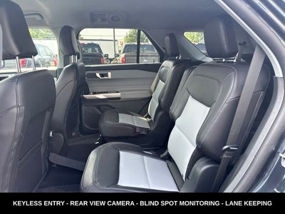 2024 Ford Explorer XLT SPORT APPEARANCE PACKAGE
