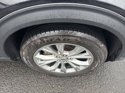 2023 Ford Explorer Limited TWIN PANEL MOONROOF