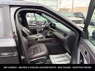 2026 Ford Explorer Platinum 4WD