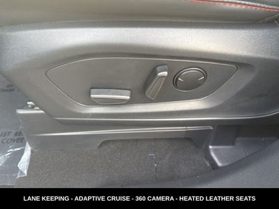 2025 Ford Explorer ST-Line 4WD