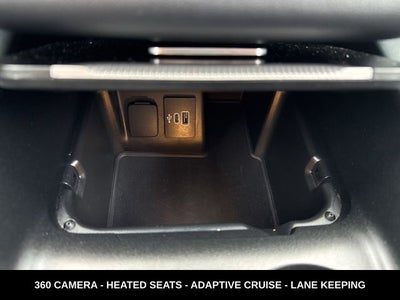 2025 Ford Explorer ST-Line 4WD