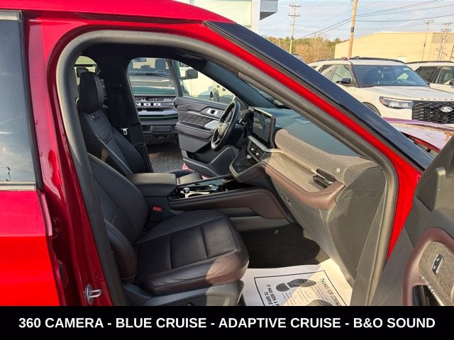 2025 Ford Explorer Platinum ULTIMATE PACKAGE