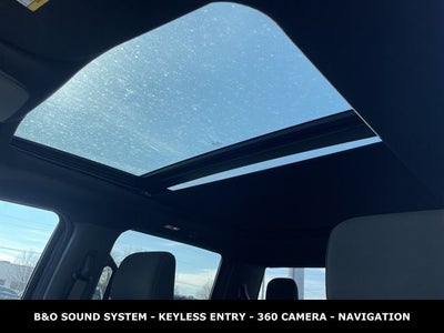 2023 Ford F-150 XLT TWIN PANEL MOONROOF