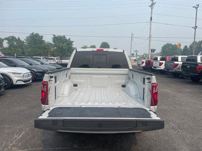 2024 Ford F-150 XLT TWIN PANEL MOONROOF