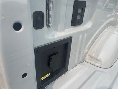 2024 Ford F-150 XLT TWIN PANEL MOONROOF