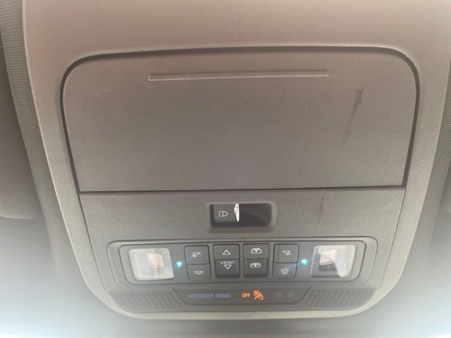 2024 Ford F-150 XLT TWIN PANEL MOONROOF