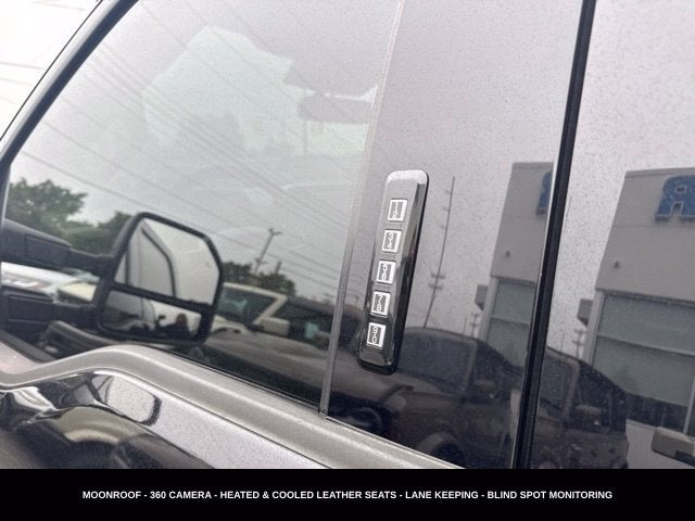 2024 Ford F-150 XLT TWIN PANEL MOONROOF