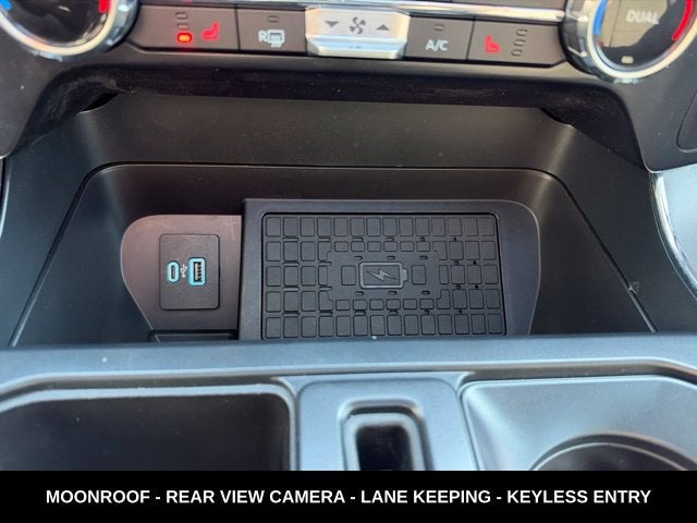 2024 Ford F-150 XLT TWIN PANEL MOONROOF