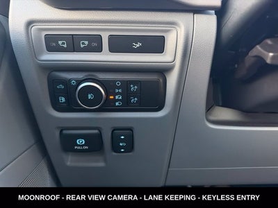 2024 Ford F-150 XLT TWIN PANEL MOONROOF