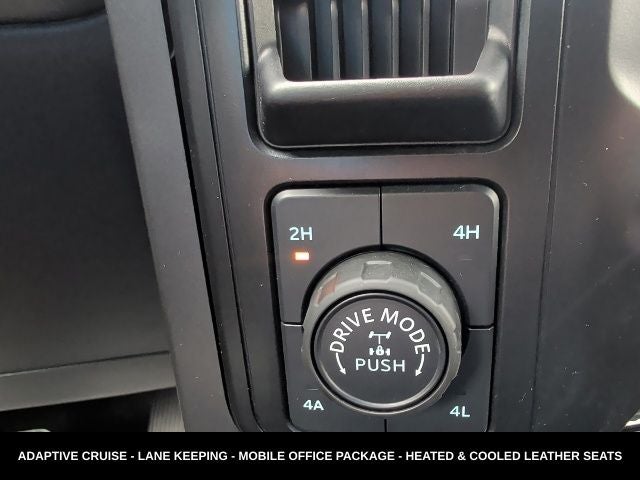 2024 Ford F-150 Lariat TWIN PANEL MOONROOF