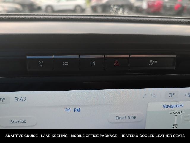 2024 Ford F-150 Lariat TWIN PANEL MOONROOF