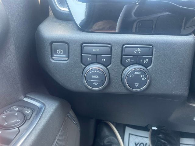 2024 Chevrolet Silverado 1500 LT LOW MILES