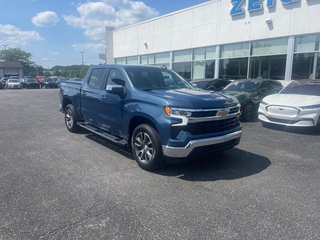 2024 Chevrolet Silverado 1500 LT LOW MILES