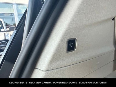 2024 Chrysler Pacifica Touring L STOW N GO SEATING