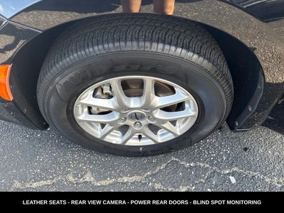 2024 Chrysler Pacifica Touring L STOW N GO SEATING