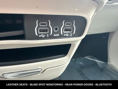 2024 Chrysler Pacifica Touring L STOW N GO SEATING